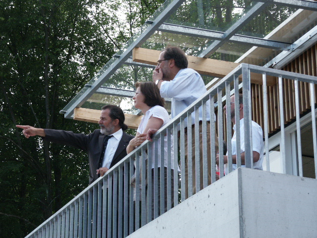 Der Architekt zeigt, wo's lang geht :-)